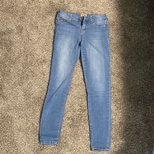 Celebrity Pink | Mid Rise Ankle Skinny Jean